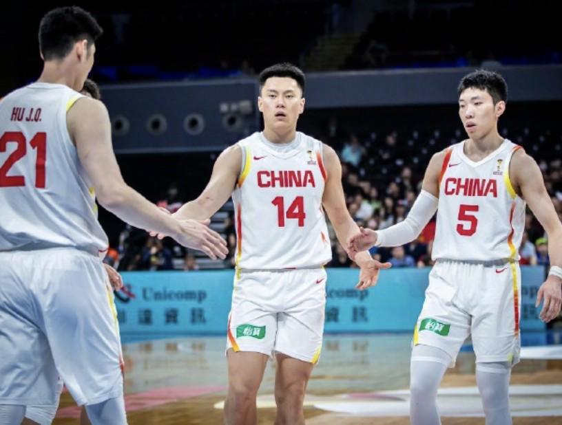 皇冠体育-记者：上海队延长李弘权假期，让新晋奶爸享受初为人父的喜悦